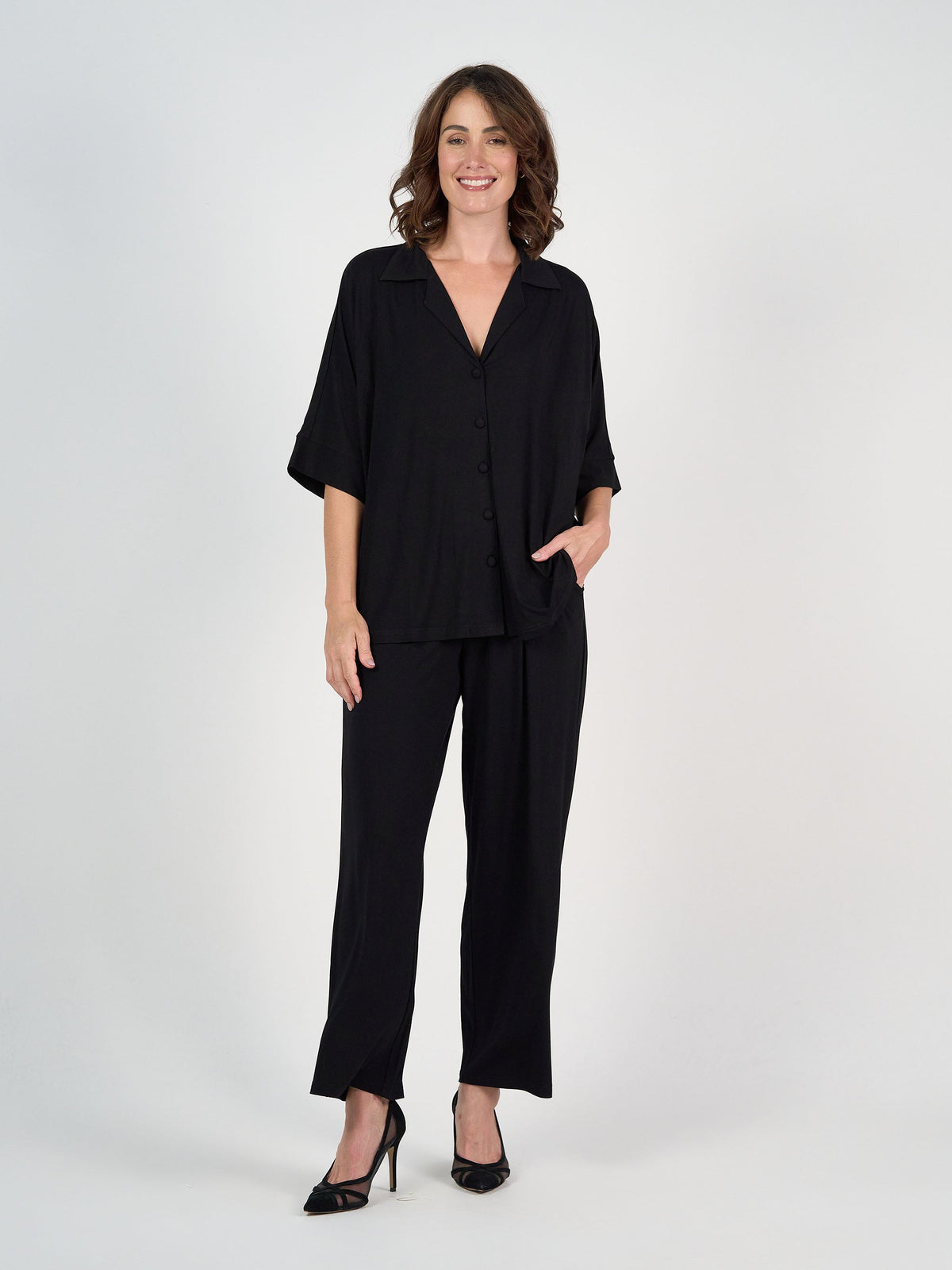 Lou Lou Alanis 3/4 Sleeve Collared Bamboo Shirt (Black)