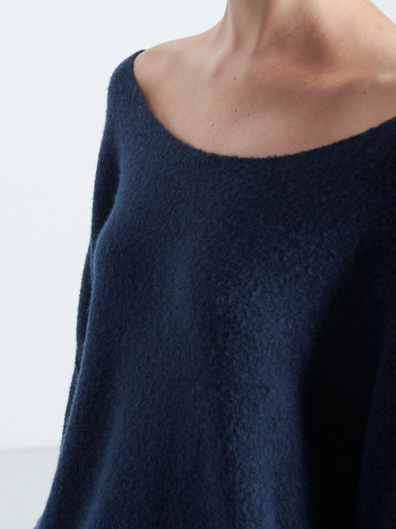 AMERICAN VINTAGE DAMSVILLE SLOUCHY BOAT NECK JUMPER (Black)