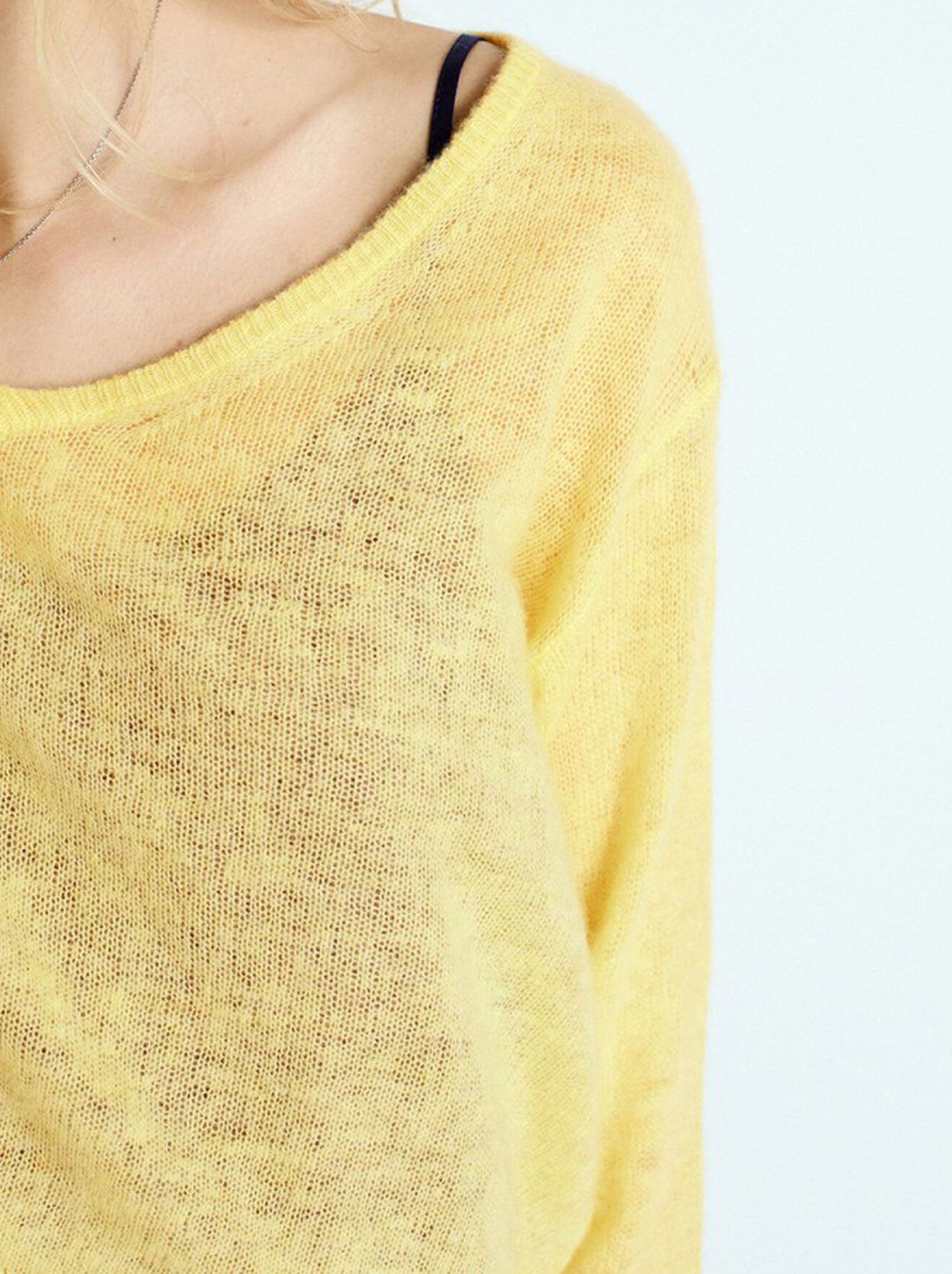 AMERICAN VINTAGE DUMY FINE V NECK JUMPER (Shell)