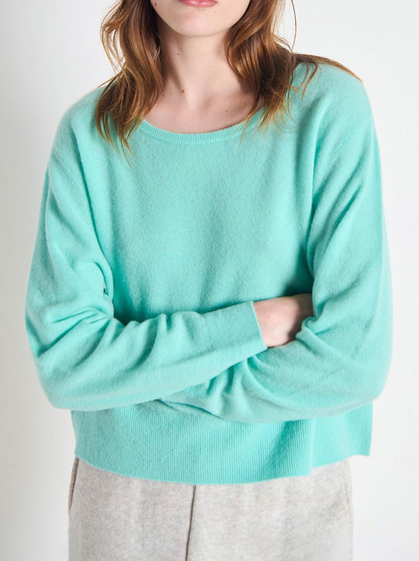 Image of a model wearing Outerwear. Productname: AMERICAN VINTAGE RAXOW BOATNECK JUMPER in Nautical colour by brand - American Vintage
