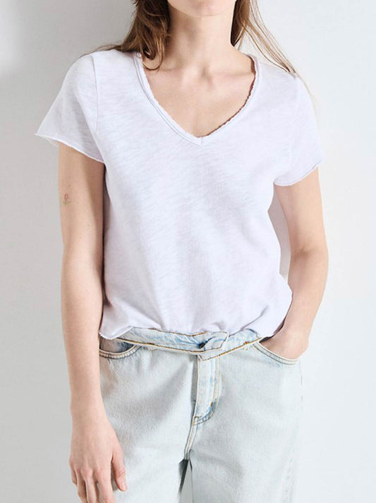 Image of T-Shirts. Product name - AMERICAN VINTAGE SONOMA VEE TEE in White colour by brand - American Vintage