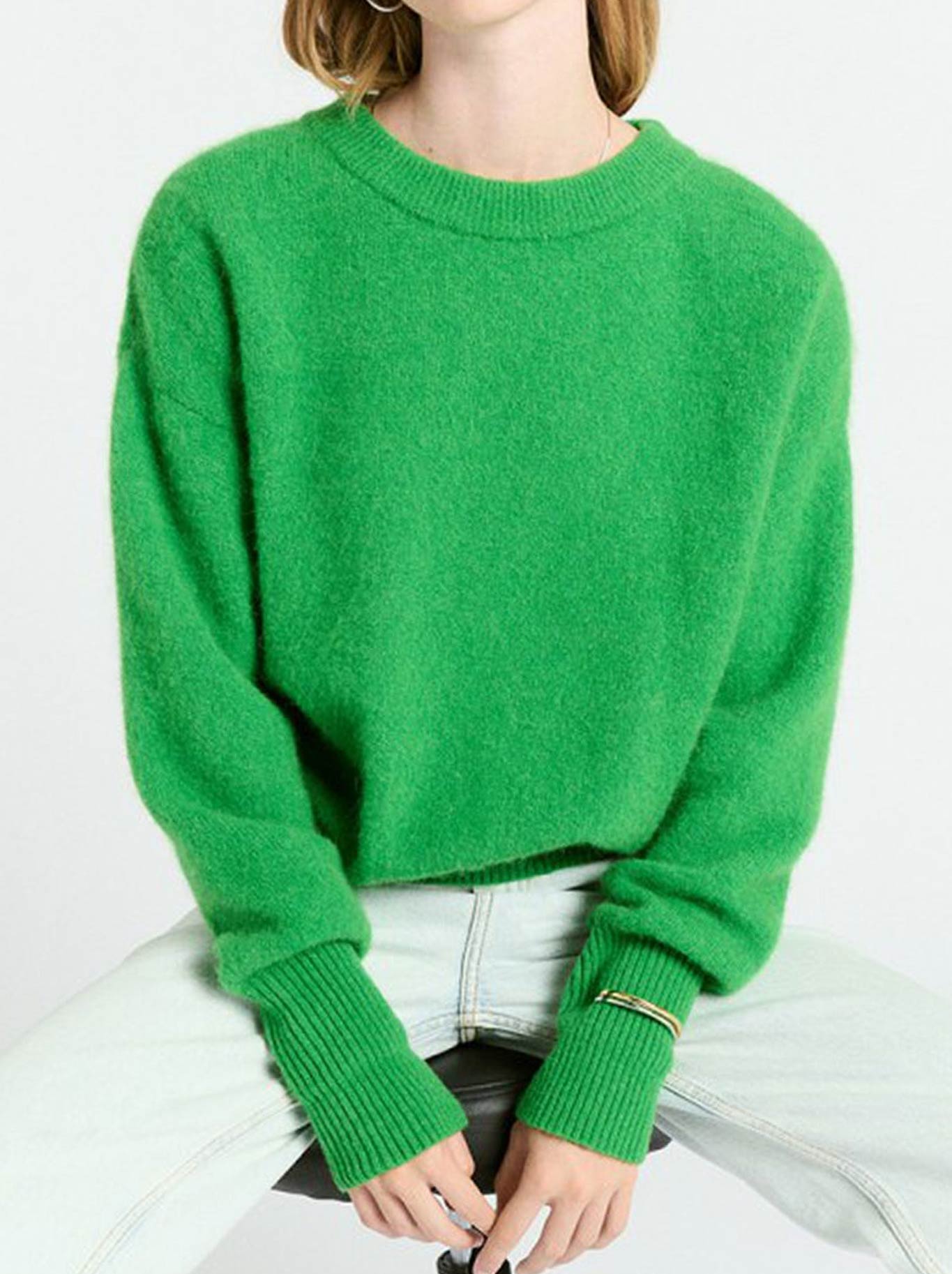 Image of a model wearing Outerwear. Product name - AMERICAN VINTAGE VITOW BOAT NECK CREW in Clover colour by brand - American Vintage