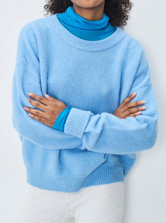 Image of a model wearing Outerwear. Product name - AMERICAN VINTAGE VITOW BOAT NECK CREW in Atmoshphere colour by brand - American Vintage