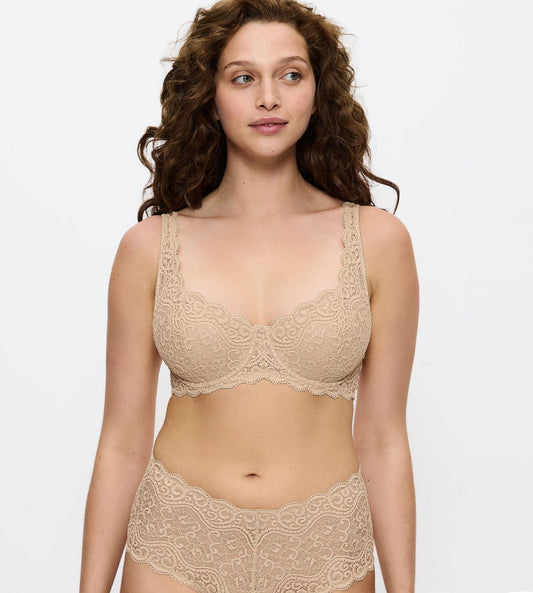 Image of Bras. Productname: Triumph Amourette Wired Padded Bra in Beige colour by brand - Triumph