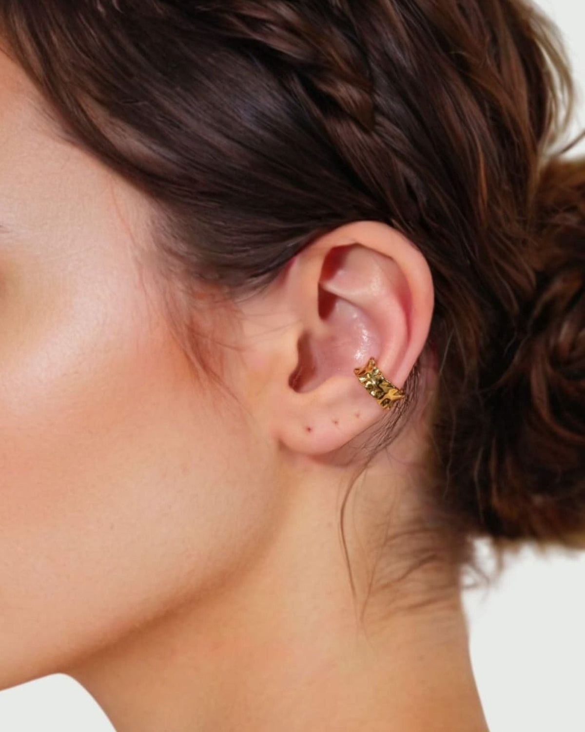 LAVANA Aria Gold Ear Cuff