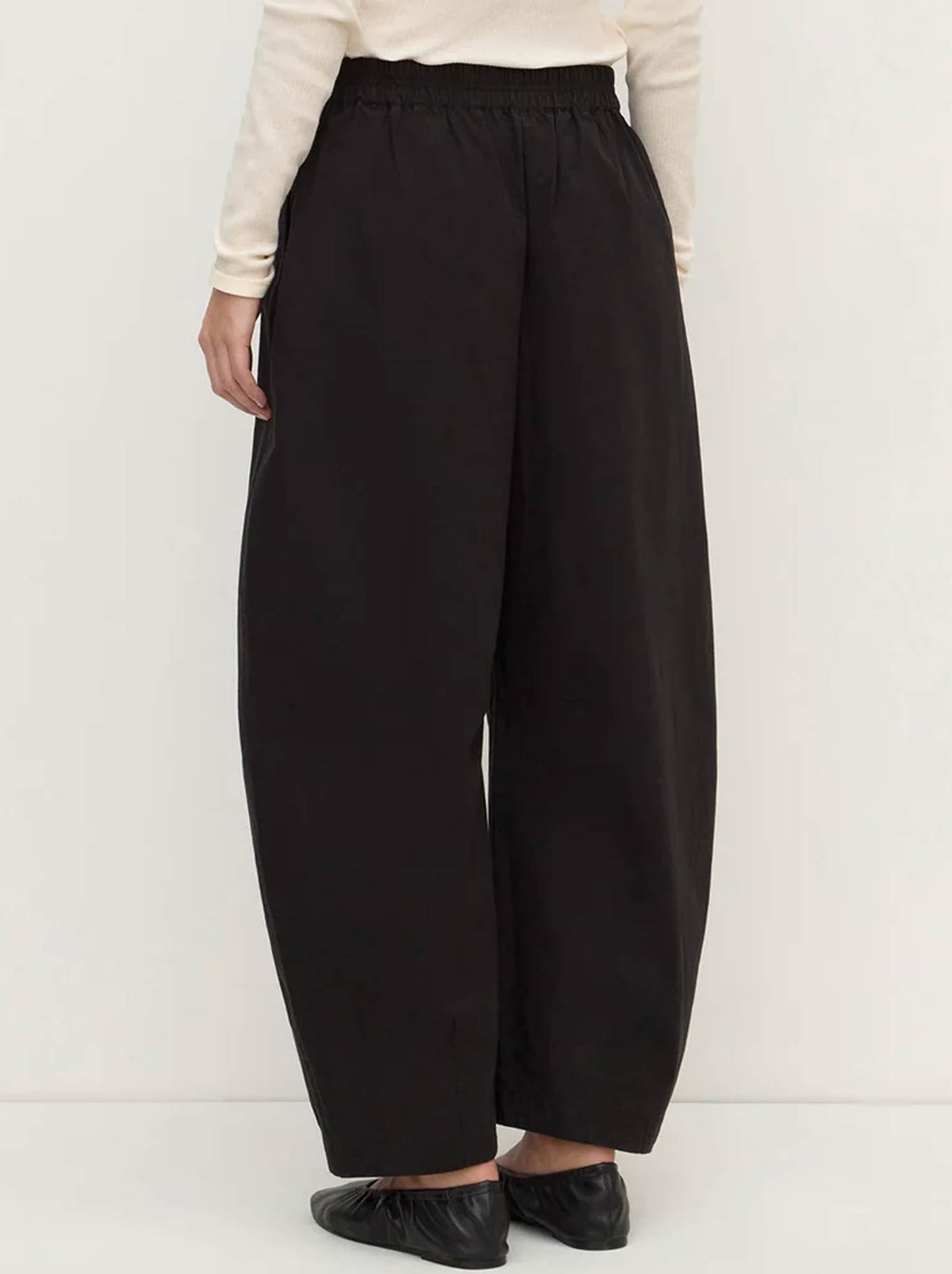 ASSEMBLY LABEL LOLA BARREL PANT (Black)