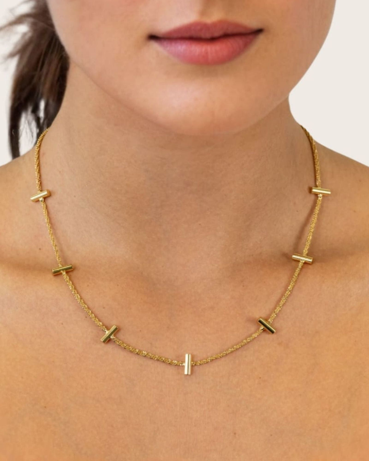 LAVANA Axis Bar Silver Chain Necklace