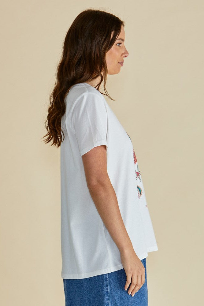 Betty Basics Ellia Crew Tee (Bom Dia Paria Print)