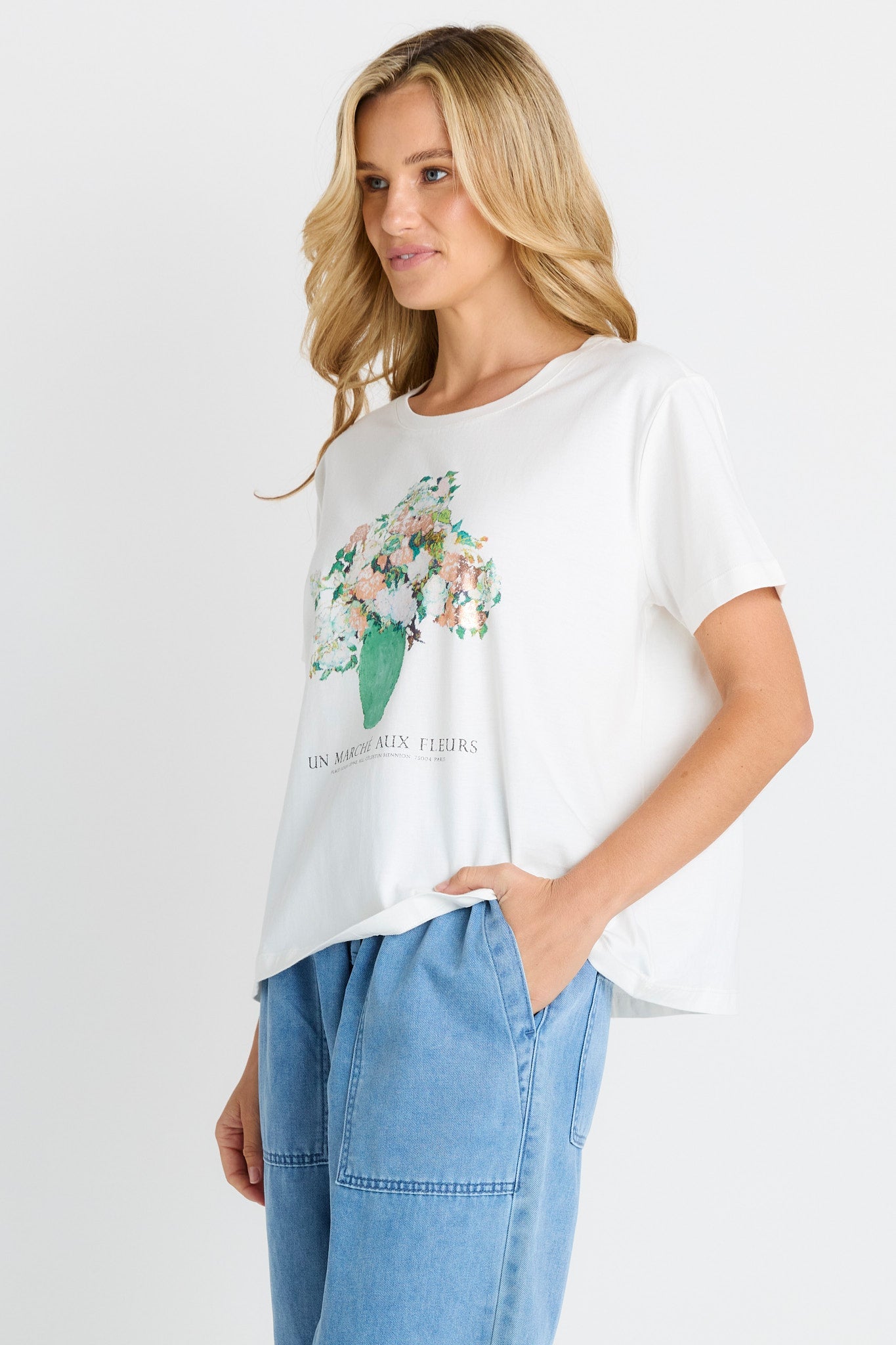 Betty Basics Ellia Crew Tee (Flower Print)