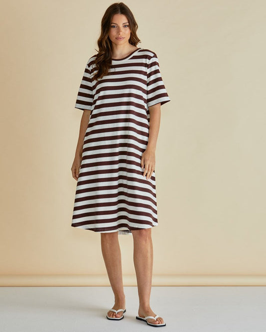 Image of a model wearing Tops. Productname: Betty Basics Eloise T-Shirt Dress Brown Stripe in Brown Stripe colour by brand - Betty Basics