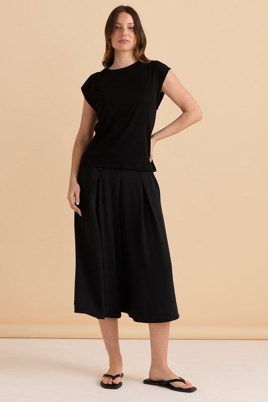 Betty Basics Cuff Rib Tee (Black)