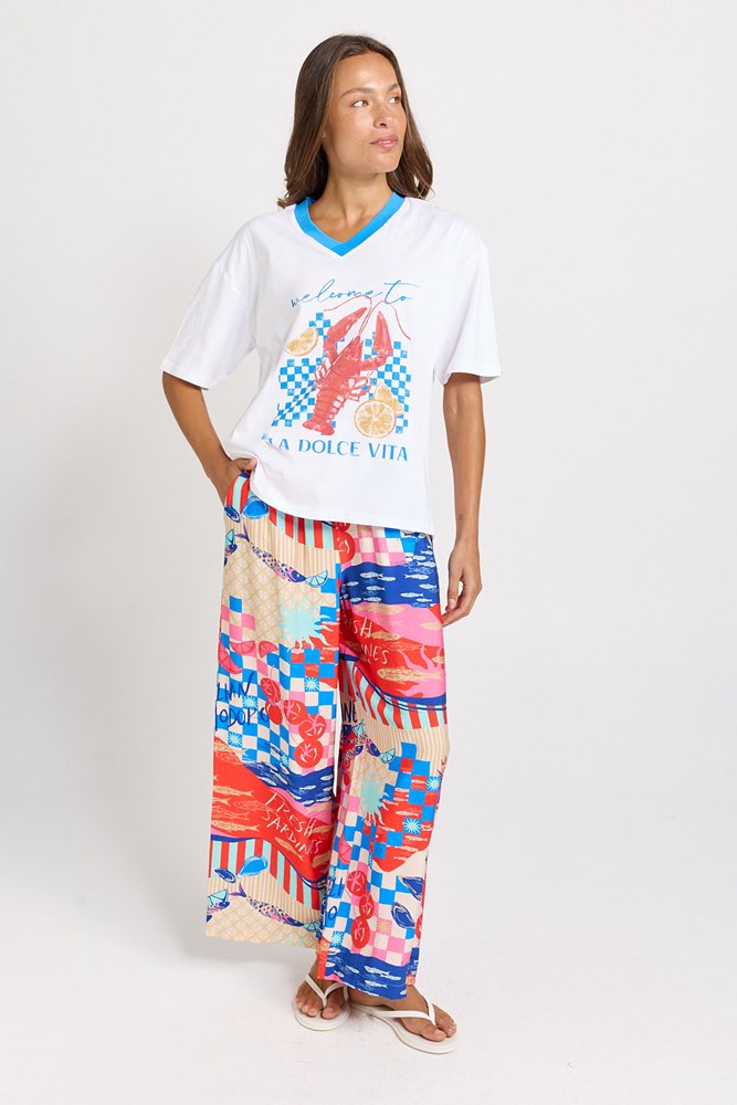 Betty Basics V-Neck Boxy Cotton Tee (La Dolce Vita Print)