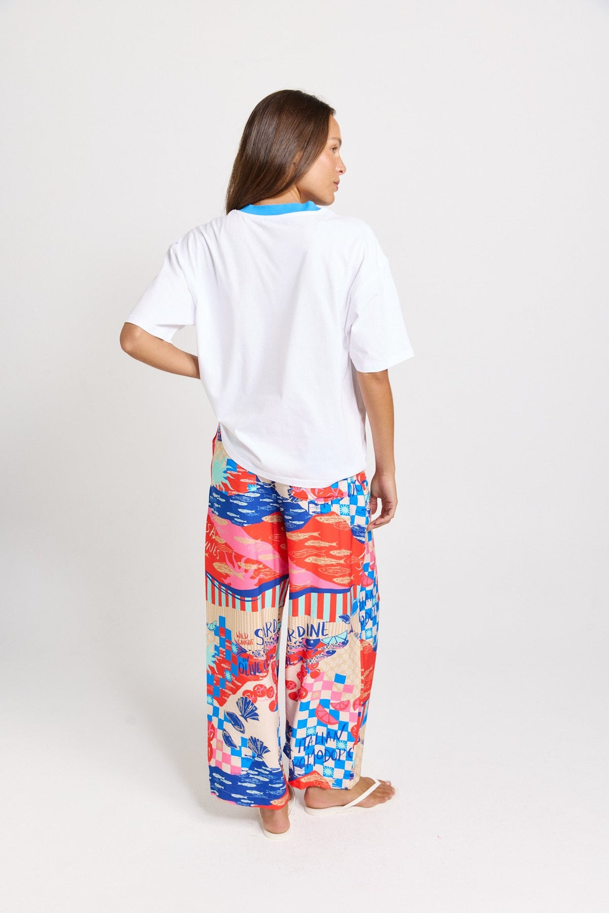 Betty Basics V-Neck Boxy Cotton Tee (La Dolce Vita Print)