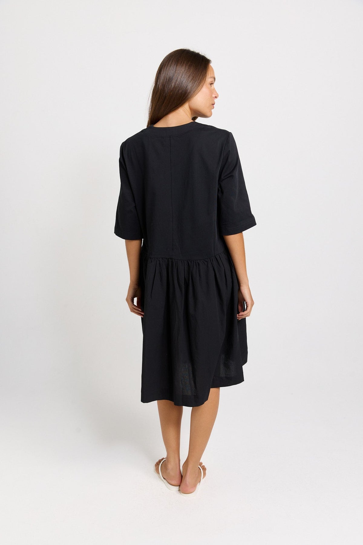 Betty Basics Jax Cotton Jersey Midi Dress (Black)