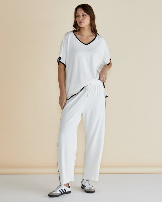 Betty Basics Clara Tee (White)