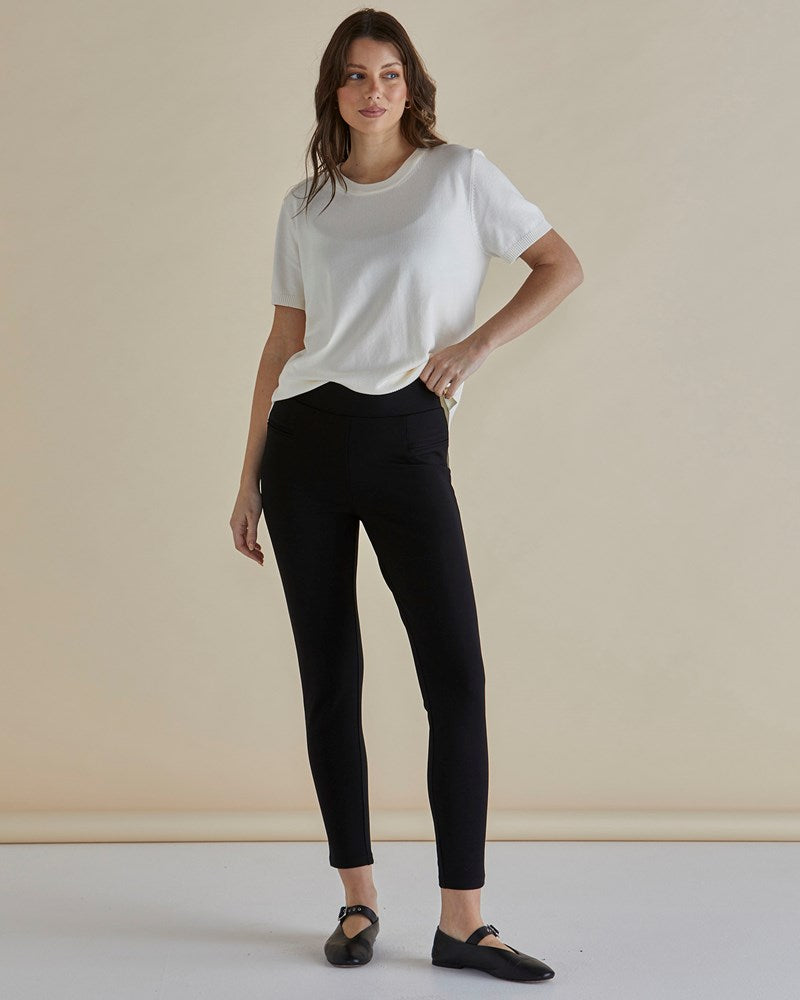 Betty Basics Gwen Ponte Legging (Black)
