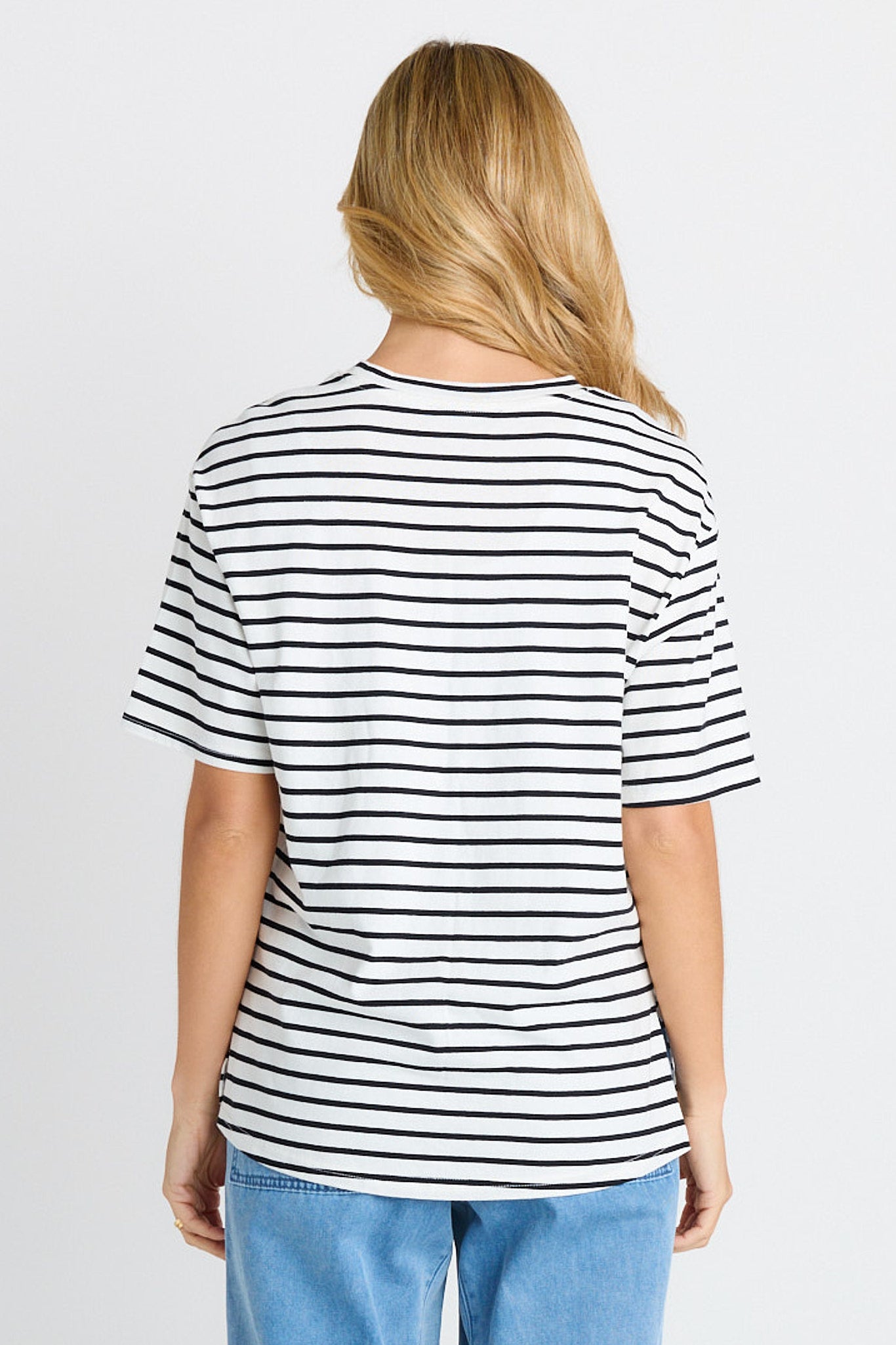 Betty Basics Relax Boxy Tee (Black/White Stripe)