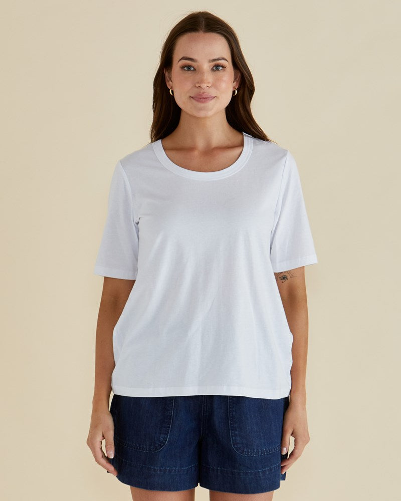 Image of a model wearing Tops. Productname: Betty Basics Riley Tee White in White colour by brand - Betty Basics