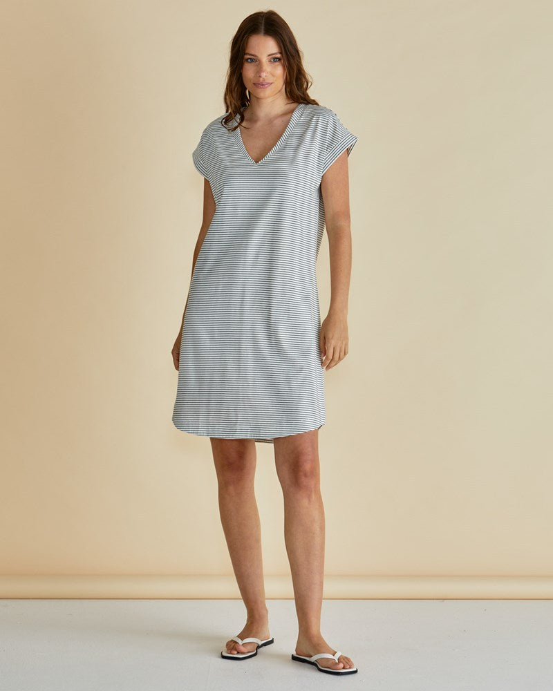 Image of Dresses. Productname: Betty Basics Daphne V-Neck Dress Black/White Stripe in Black/White Stripe colour by brand - Betty Basics
