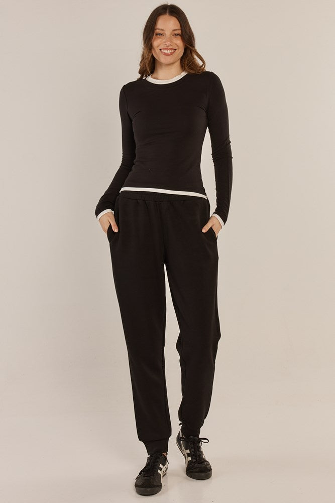 Betty Basics Cloud Tee (Black)