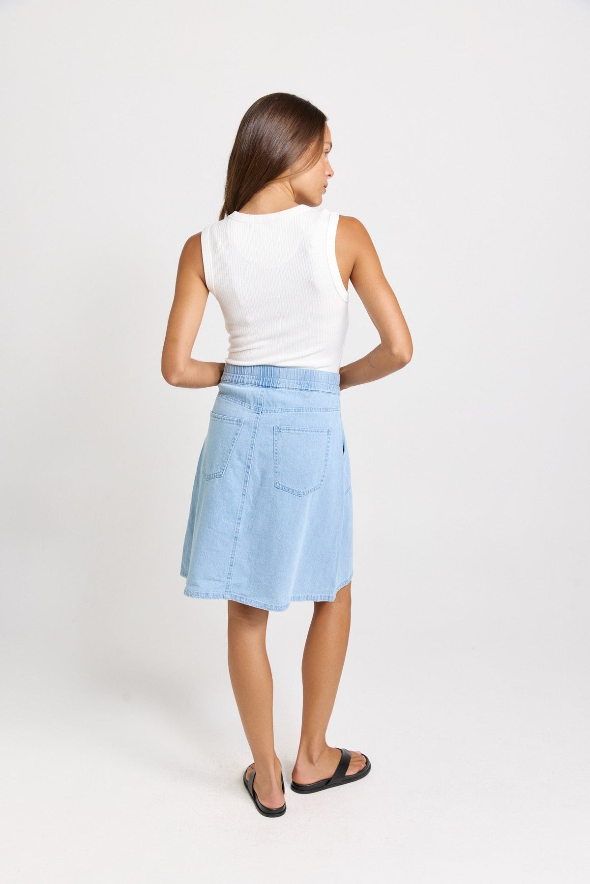 Betty Basics Aida A-Line Denim Skirt (Medium Wash)