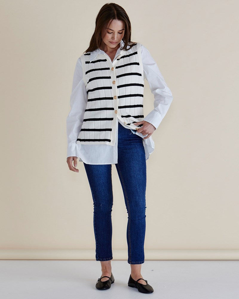 Betty Basics Nicollete Knit Vest (Black Stripe)