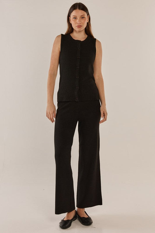 Image of a model wearing Pants. Productname: Betty Basics Nash Knit Pant Black in Black colour by brand - Betty Basics
