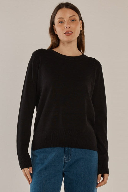 Image of a model wearing Outerwear. Productname: Betty Basics Louis Sweater Black in Black colour by brand - Betty Basics