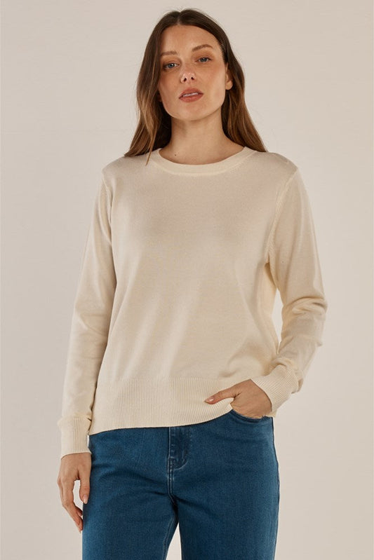 Image of a model wearing Outerwear. Productname: Betty Basics Louis Sweater Cream in Cream colour by brand - Betty Basics