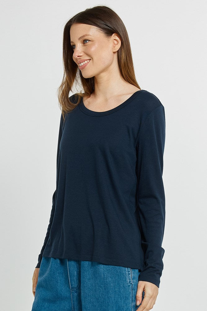 Betty Basics Westin Blended Wool Tee (Navy)