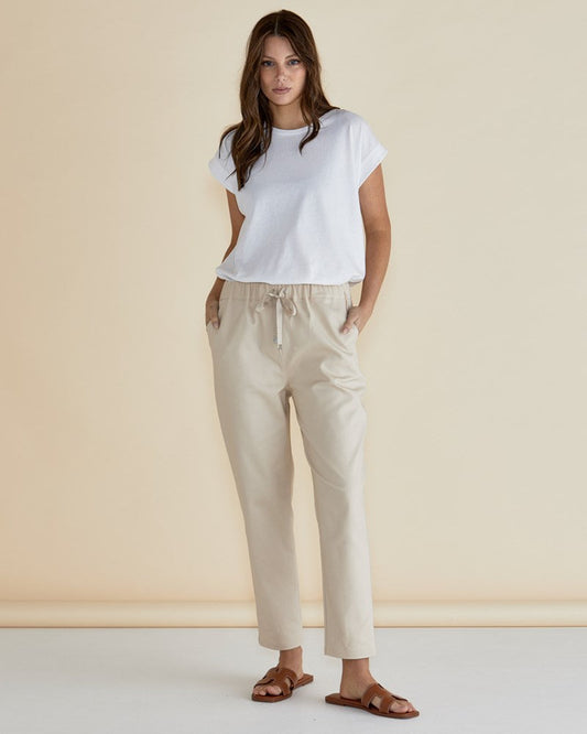 Betty Basics Kenzie Jogger (Cream)