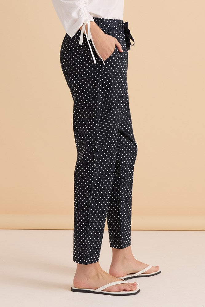 Betty Basics Kenzie Jogger (Navy Polkadot)