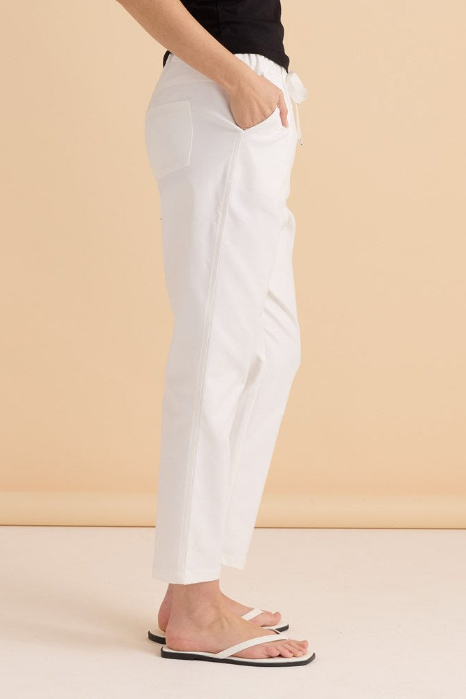 Betty Basics Kenzie Jogger (White)