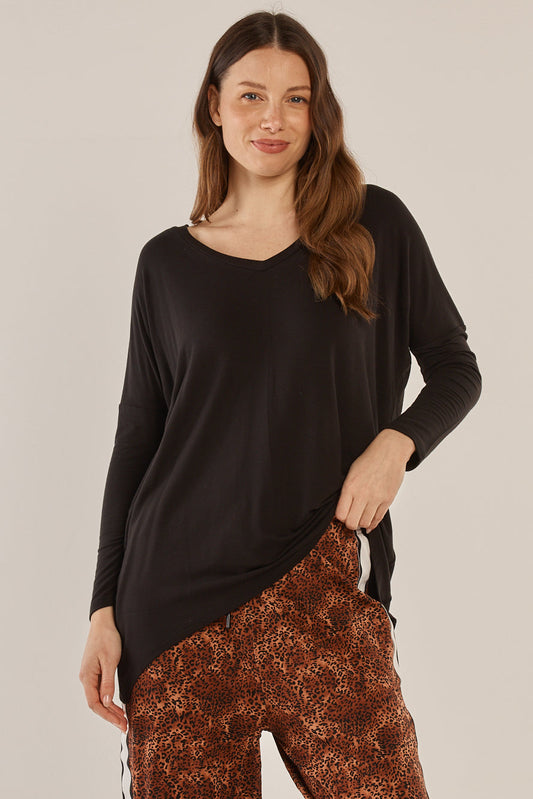 Image of a model wearing Tops. Productname: Betty Basics Munich Top Black in Black colour by brand - Betty Basics
