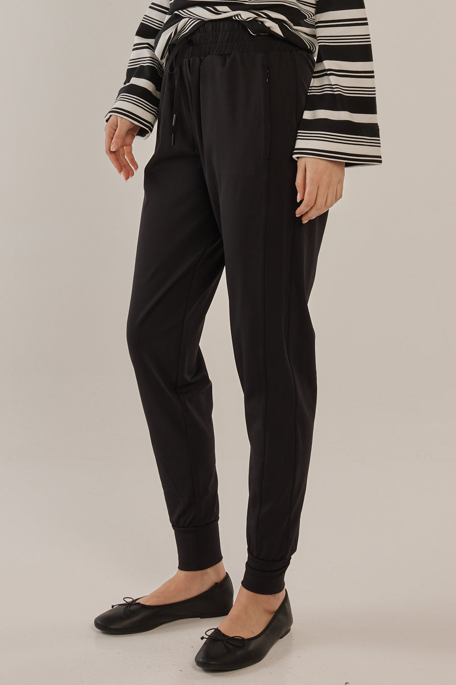 Betty Basics Cara Travel Jogger (Black)