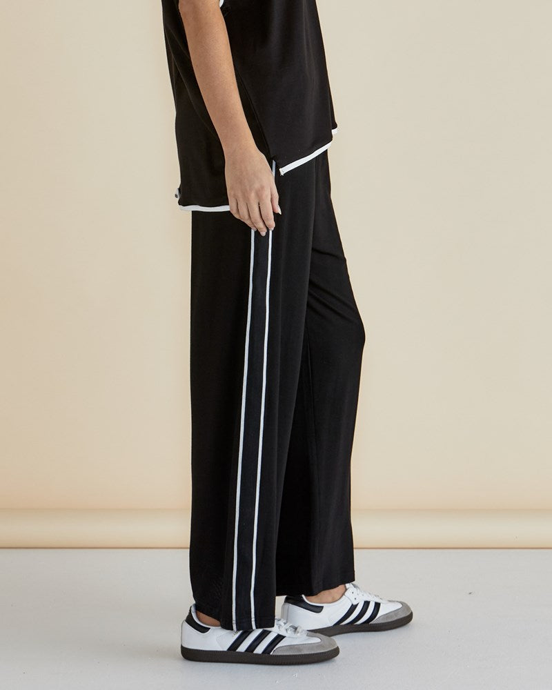 Betty Basics Evelyn Wide Leg Jogger (Black)