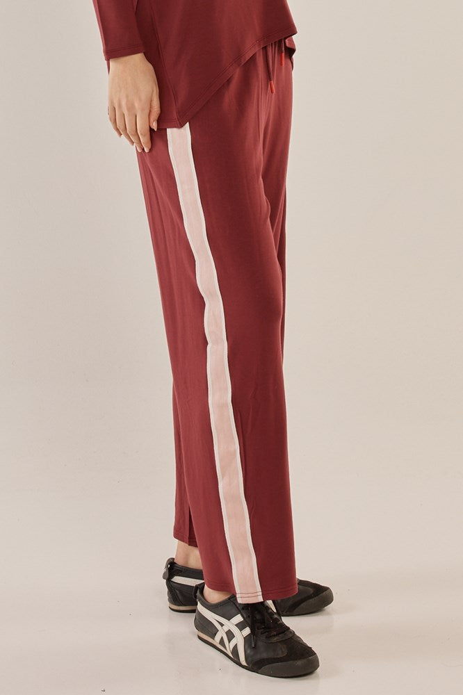 Betty Basics Evelyn Wide Leg Jogger Burgundy (Burgandy)