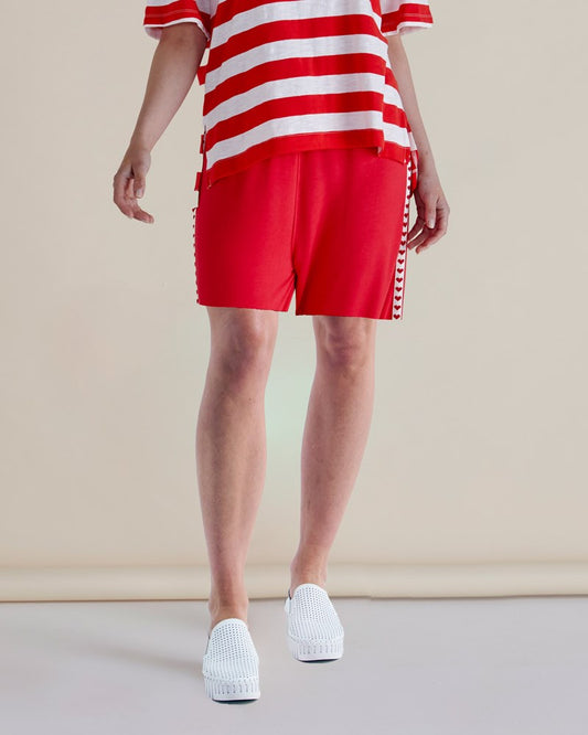 Image of a model wearing Pants. Productname: Betty Basics Sia Wide Leg Short in Red Trim colour by brand - Betty Basics