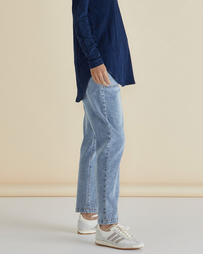 Betty Basics Haven Straight Leg Jean (Light Blue Wash)
