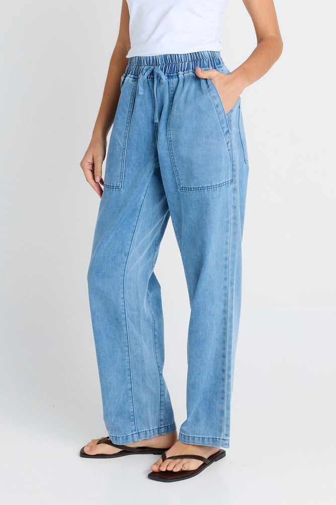Betty Basics Quinn Cotton Jogger (Blue Medium)