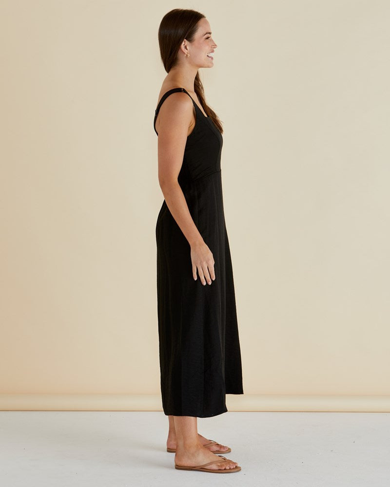 Betty Basics Tegan Midi Dress (Black)