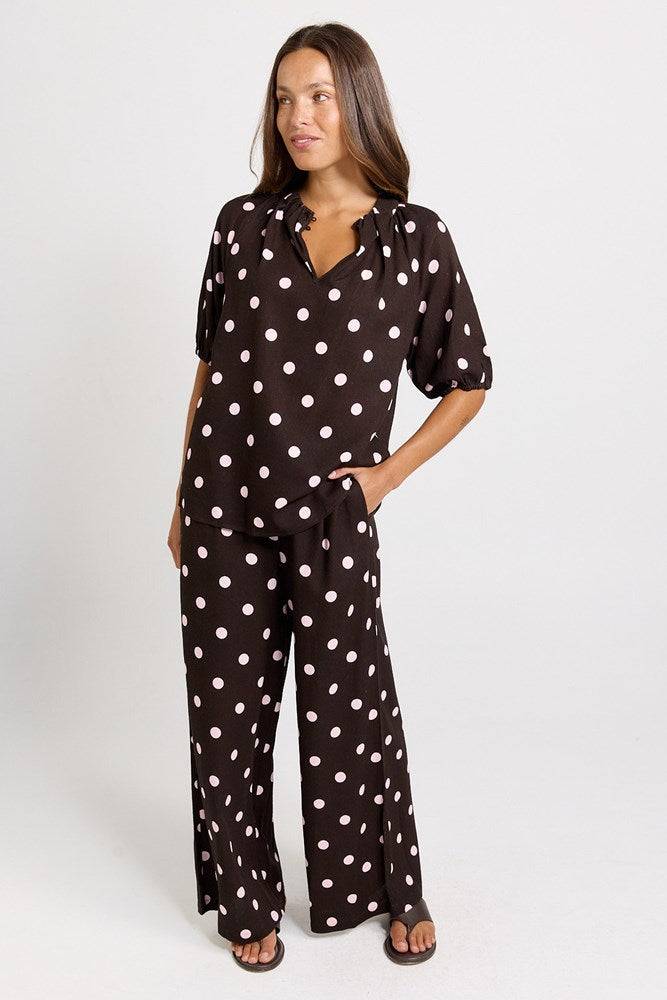 Betty Basics Joanne Linen Blend Blouse (Pink/Choc Polka Dot)