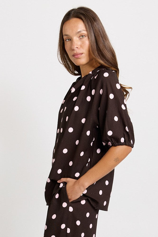 Betty Basics Joanne Linen Blend Blouse (Pink/Choc Polka Dot)