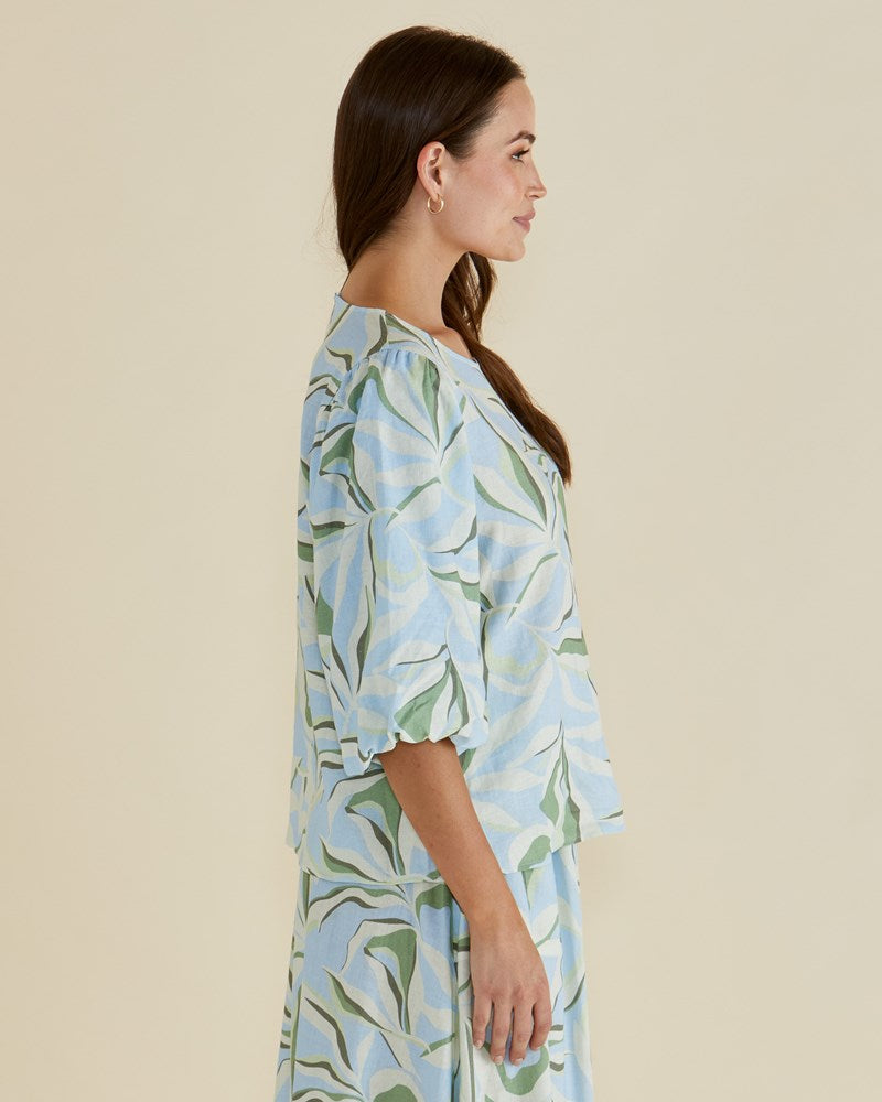 Betty Basics Belize Blouse (Garden Print)