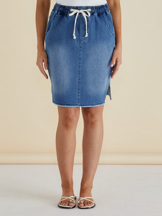 Betty Basics Augie Denim Skirt (Denim Blue)