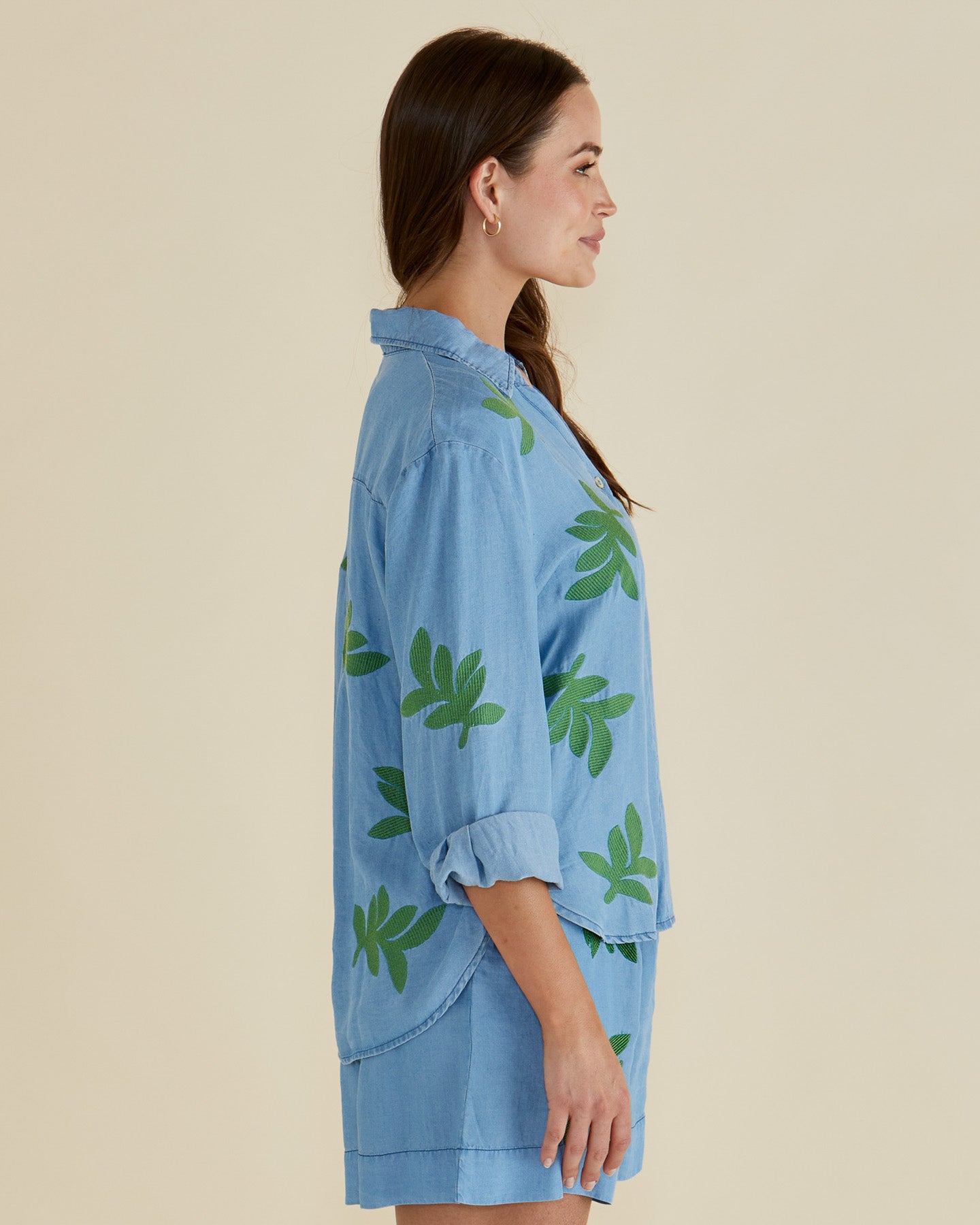 Betty Basics Daria Lyocell Shirt (Leaf Mid Wash)