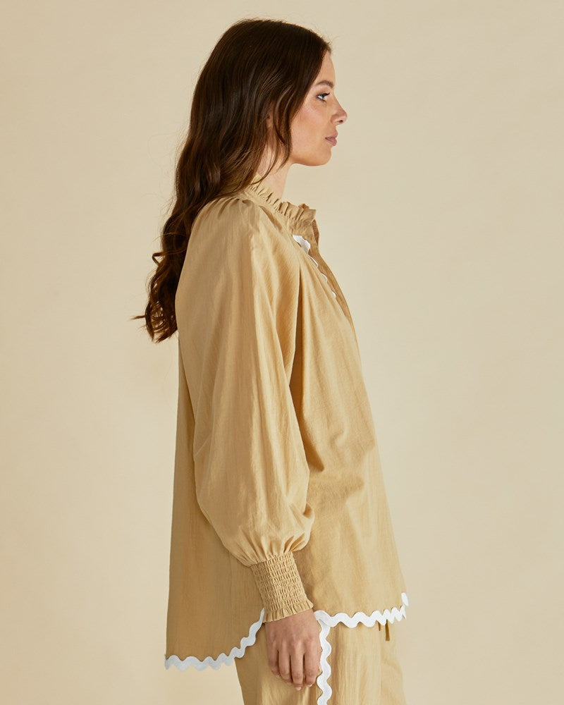 Betty Basics Romi Shirt (Beige Ric Rac)