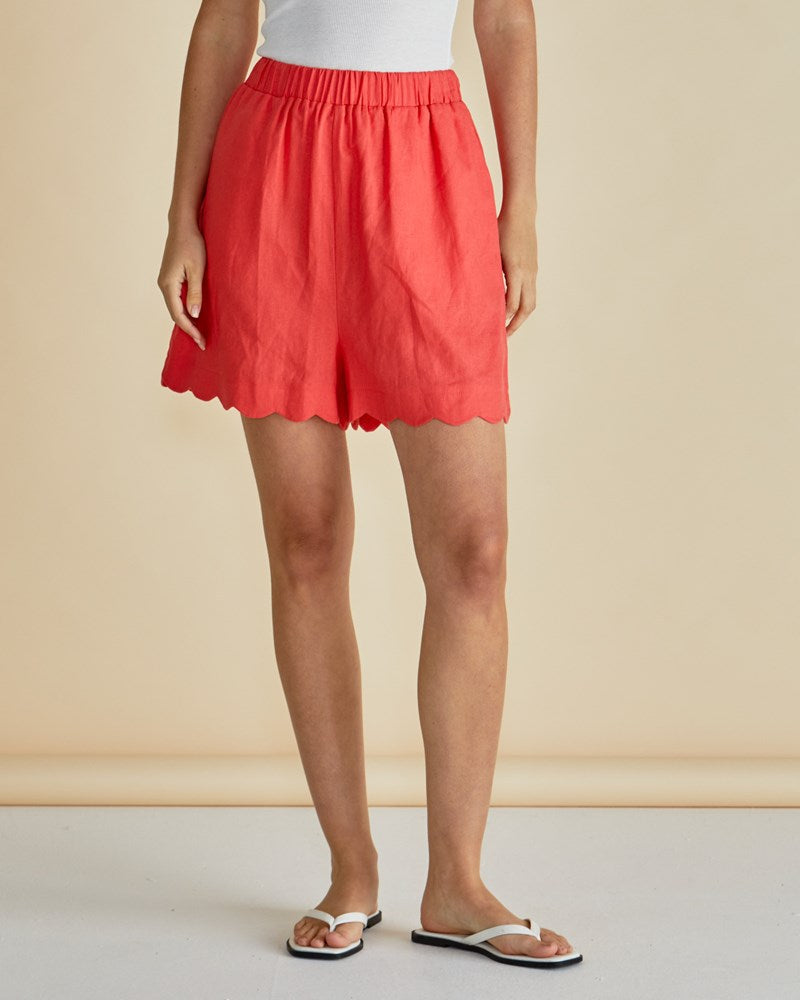 Betty Basics Seraphina Short (Red)