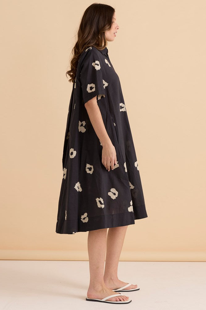 Betty Basics Savannah Swing Shirt Dress (Leopard Print)