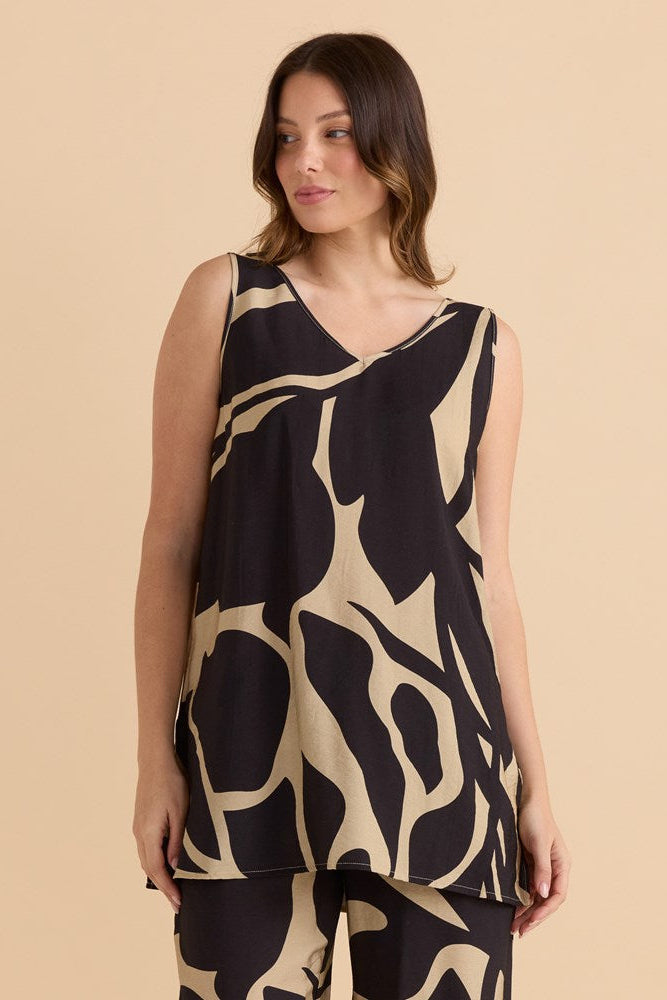 Image of a model wearing Outerwear. Productname: Betty Basics Lana Tunic Tank Monochrome Floral in Monochrome Floral colour by brand - Betty Basics